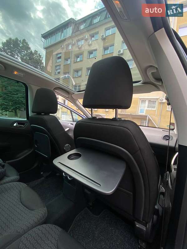 Универсал Peugeot 308 2010 в Ровно