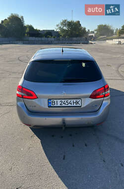 Універсал Peugeot 308 2014 в Кременчуці