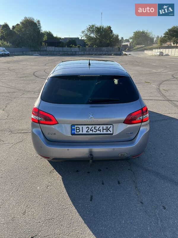Универсал Peugeot 308 2014 в Кременчуге