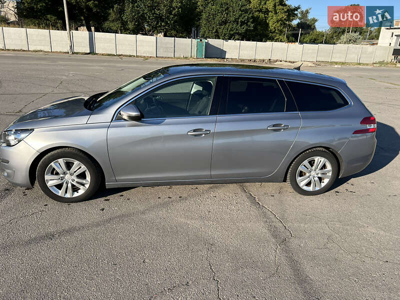 Универсал Peugeot 308 2014 в Кременчуге