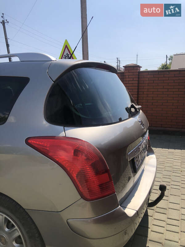 Универсал Peugeot 308 2010 в Хмельницком