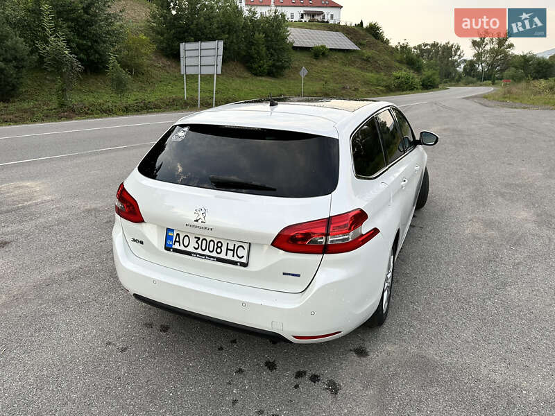 Универсал Peugeot 308 2014 в Великом Березном