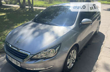 Универсал Peugeot 308 2015 в Ровно