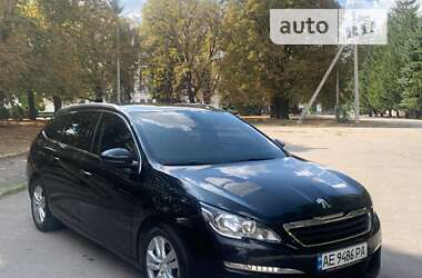 Универсал Peugeot 308 2015 в Желтых Водах