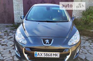 Хэтчбек Peugeot 308 2011 в Харькове