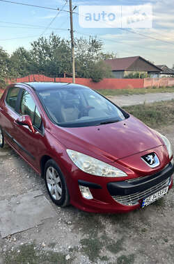 Хэтчбек Peugeot 308 2008 в Верховец