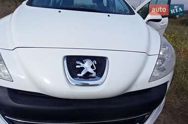 Хэтчбек Peugeot 308 2010 в Львове