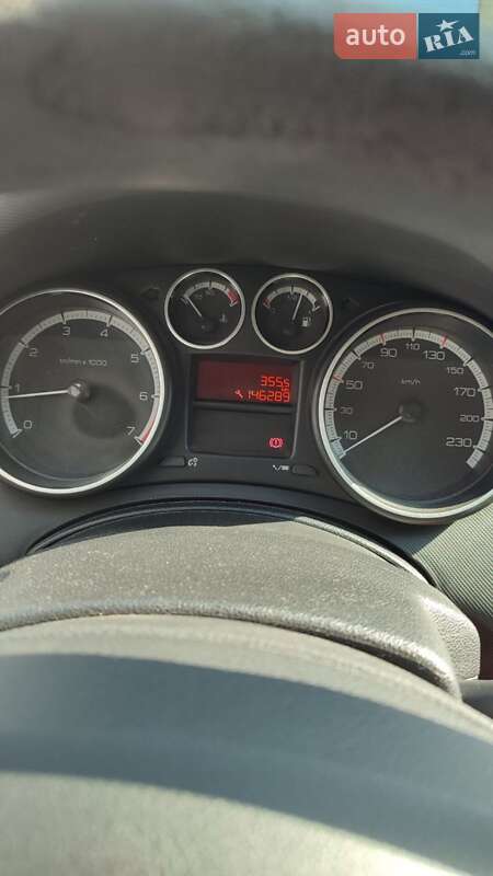 Хэтчбек Peugeot 308 2011 в Запорожье