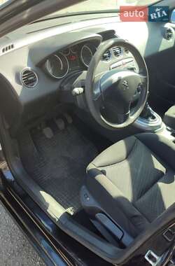 Хэтчбек Peugeot 308 2011 в Запорожье