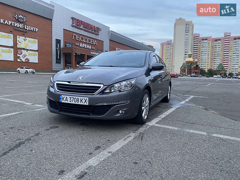 Peugeot 308 2016