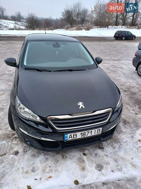 Peugeot 308 2016