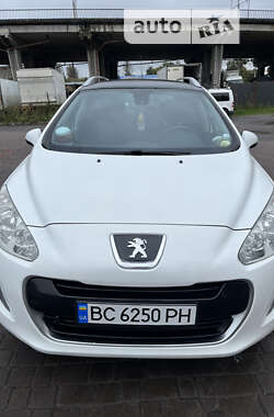 Хетчбек Peugeot 308 2011 в Львові