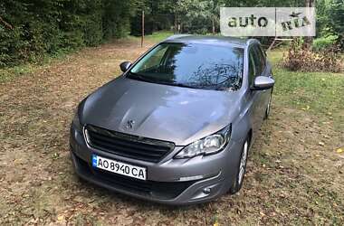 Універсал Peugeot 308 2014 в Ужгороді