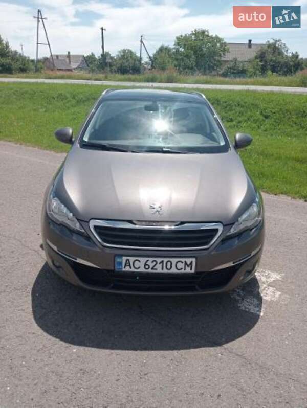 Универсал Peugeot 308 2015 в Цумани