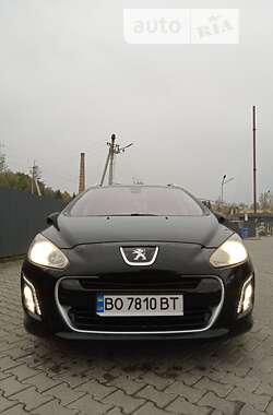 Універсал Peugeot 308 2011 в Іршаві