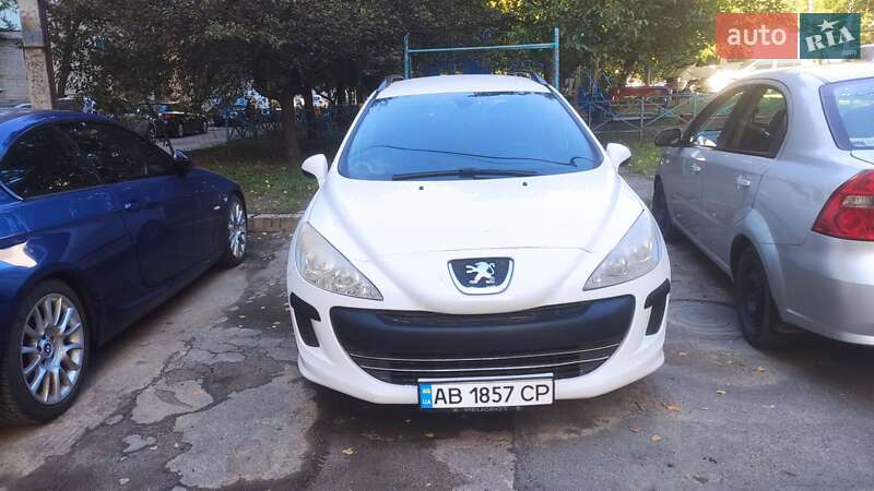 Универсал Peugeot 308 2011 в Виннице