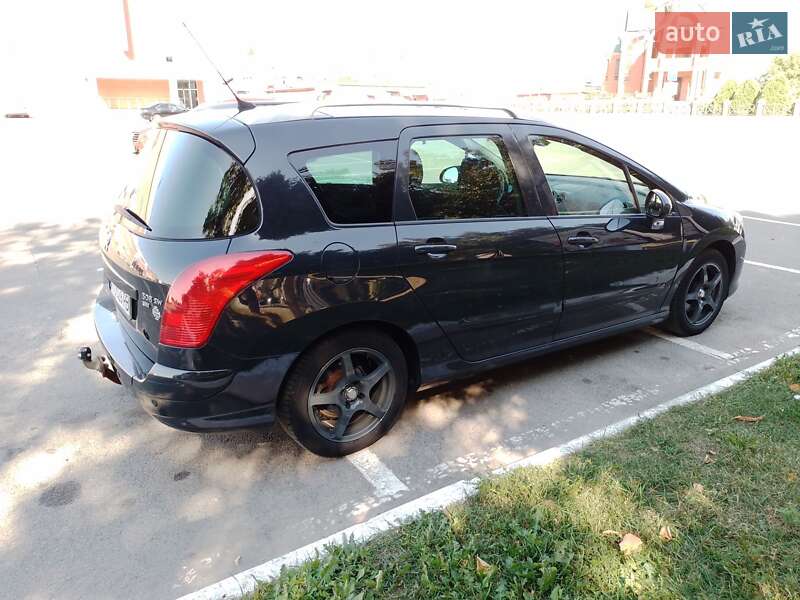 Универсал Peugeot 308 2013 в Броварах