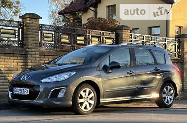 Универсал Peugeot 308 2012 в Стрые