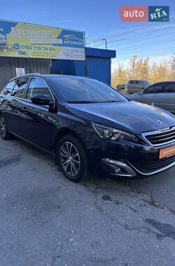 Универсал Peugeot 308 2017 в Сумах