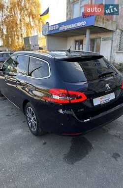 Универсал Peugeot 308 2017 в Сумах