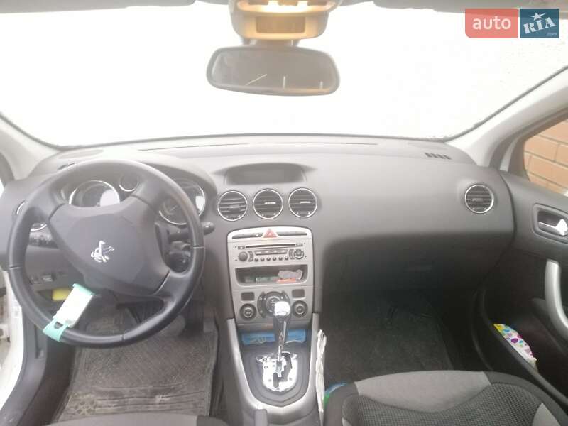 Универсал Peugeot 308 2011 в Киеве фото 3 Универсал Peugeot 308 2011 в Киеве