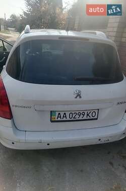 Универсал Peugeot 308 2011 в Киеве