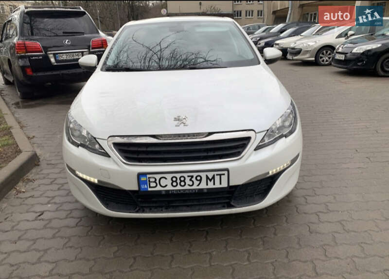 Универсал Peugeot 308 2015 в Львове