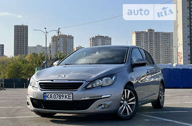 Хэтчбек Peugeot 308 2016 в Киеве