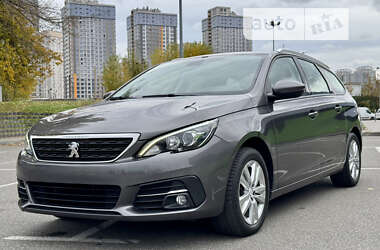 Универсал Peugeot 308 2020 в Киеве