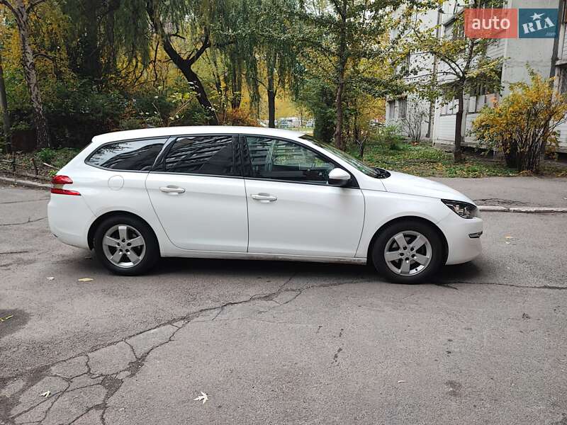 Універсал Peugeot 308 2015 в Києві