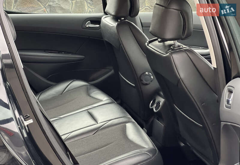Хетчбек Peugeot 308 2010 в Львові фото 12 Хетчбек Peugeot 308 2010 в Львові