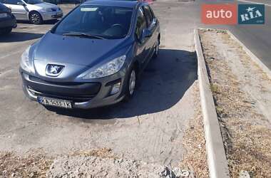 Хетчбек Peugeot 308 2008 в Києві