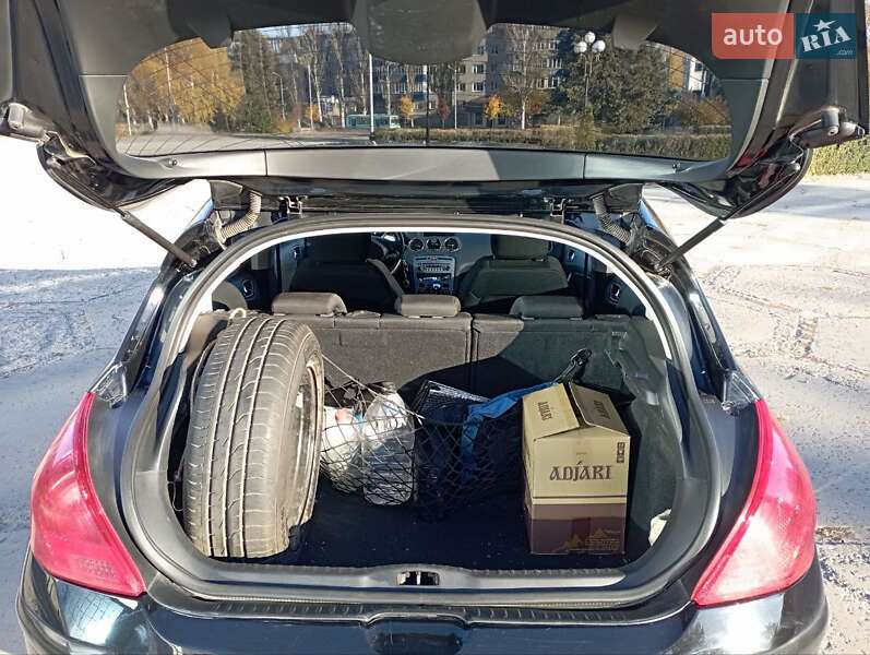 Хетчбек Peugeot 308 2008 в Горішніх Плавнях