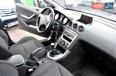 Универсал Peugeot 308 2011 в Львове