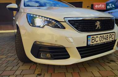 Универсал Peugeot 308 2018 в Львове