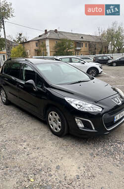 Универсал Peugeot 308 2013 в Киеве