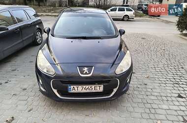 Хетчбек Peugeot 308 2012 в Івано-Франківську