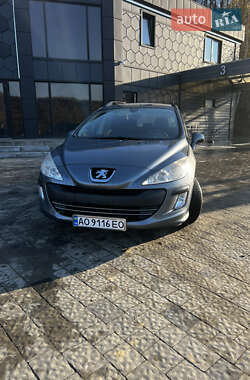 Универсал Peugeot 308 2010 в Тячеве