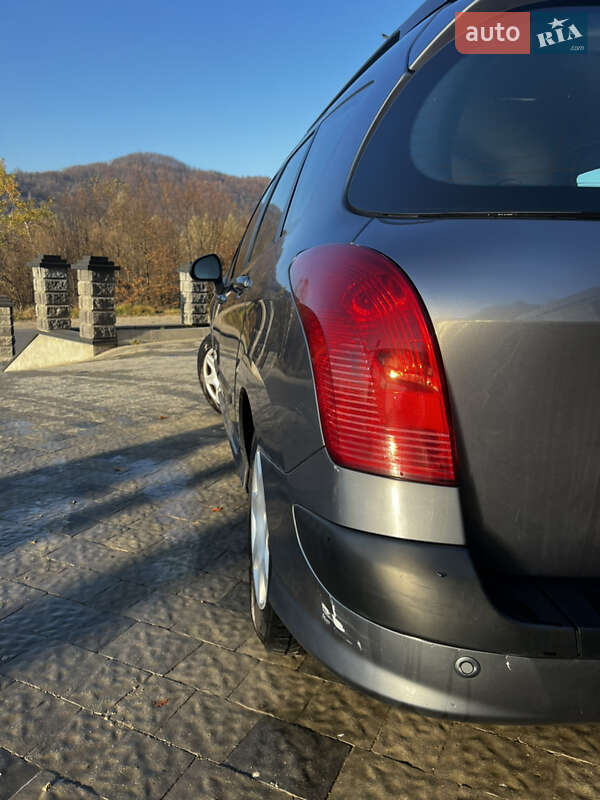 Универсал Peugeot 308 2010 в Тячеве