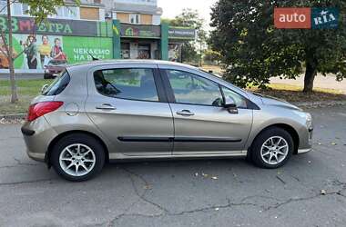 Хэтчбек Peugeot 308 2011 в Николаеве