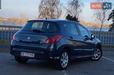 Хэтчбек Peugeot 308 2013 в Днепре