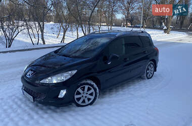 Универсал Peugeot 308 2010 в Хмельницком