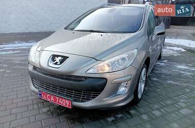 Универсал Peugeot 308 2010 в Косове