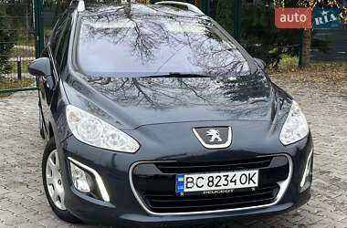 Хэтчбек Peugeot 308 2012 в Стрые