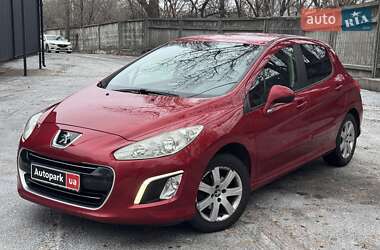 Хэтчбек Peugeot 308 2012 в Киеве