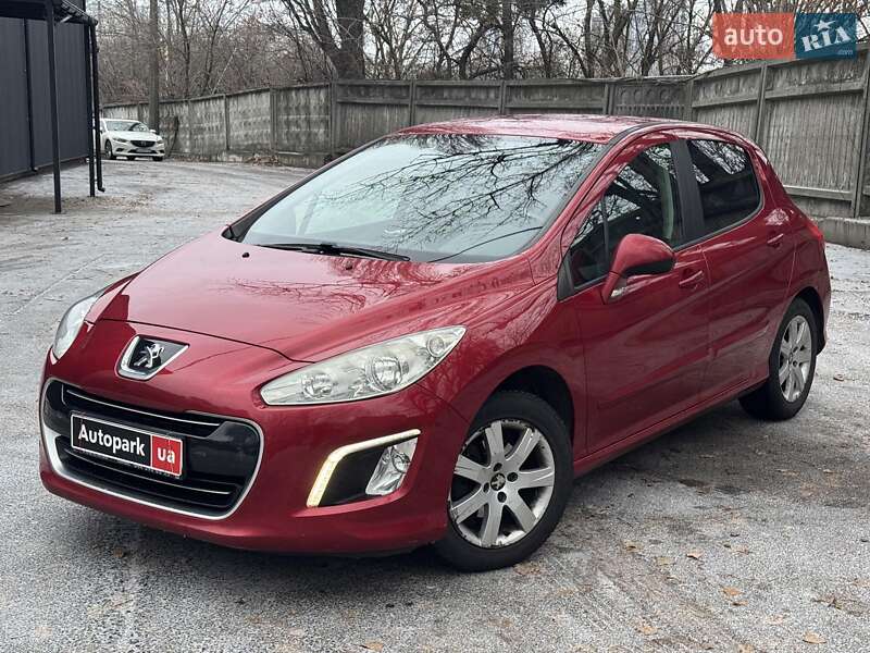 Хетчбек Peugeot 308 2012 в Києві