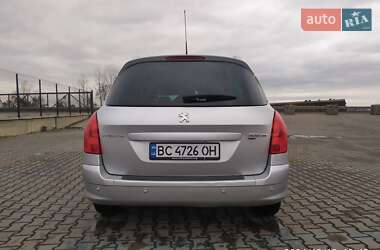 Універсал Peugeot 308 2011 в Чернівцях