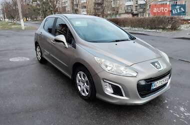 Хэтчбек Peugeot 308 2011 в Киеве