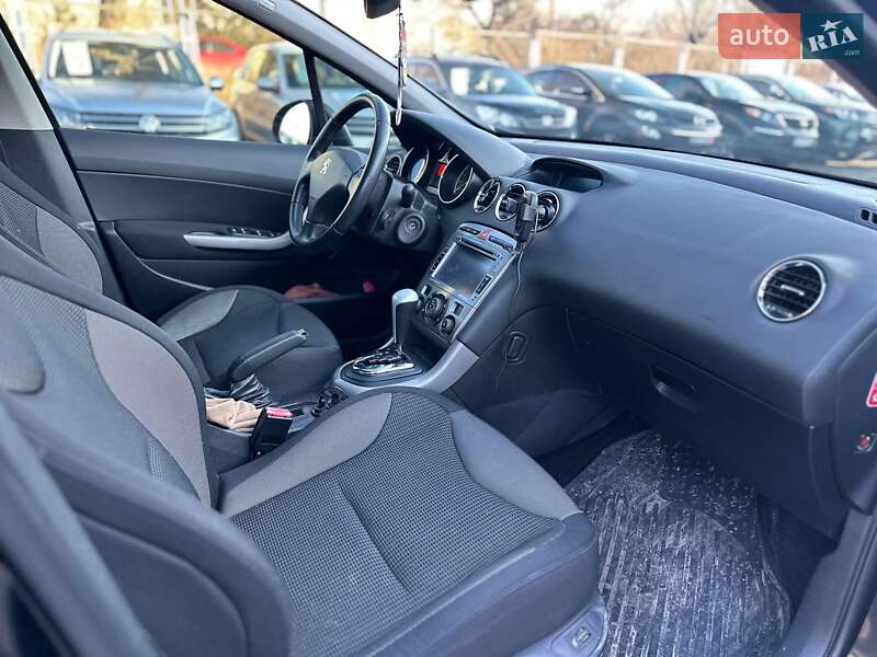 Хетчбек Peugeot 308 2011 в Вінниці