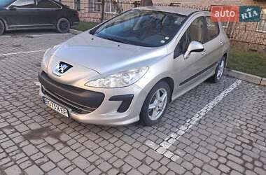 Хетчбек Peugeot 308 2008 в Тернополі